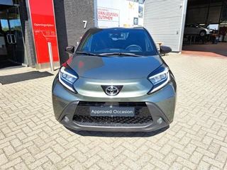 Toyota Aygo X Envy Automaat STOELVERWARMING PDC VOOR EN ACHTER AD-CRUISE TEL. DRAADLOOS LADEN / 6