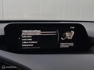 MAZDA 3 2.0 E-SKYACTIV-X M HYBRID 180 COMFORT MET BOSE AUTOMAAT/KEYLESS/LED/CAMERA/STOEL-STUURVERWARMING/HEAD-UP/ADAPTIVE CRUISE / 31