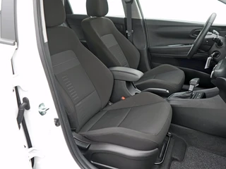 Hyundai Bayon 1.0 T-GDI Comfort Automaat Navigatie | Camera | LED / 18