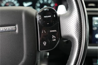 Land Rover Range Rover Velar 2.0 I4 Turbo 300 pk AWD R-Dynamic SE  | Pano | Trekhaak | Leder | Massage | Inparkeer |e | Stl. verw. | / 27