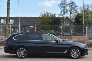 BMW 5 Series Touring 520i Executive Edition Facelift  | NL-Auto | Elekt.trekhaak | Historie | Carplay | Navi | DAB | Full LED | Zeer netjes / 5