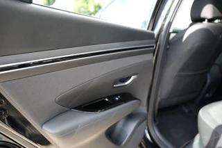 Hyundai Tucson 1.6 T-GDI PHEV Trekhaak,Carplay, Camera , Navi / 17