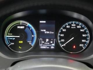 Mitsubishi Outlander 2.4 PHEV Intense / 6