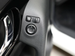 Nissan Qashqai 1.6 160Pk N-Conecta ✅Panodak✅Trekhaak✅Navi✅Camera✅Clima✅Cruise✅ / 26