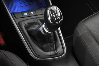 Hyundai Bayon 1.0 T-GDI Comfort Achteruitrijcamera Apple CarPlay / 23