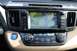 Toyota RAV4 2.5 HYBRID AWD EXECUTIVE Trekhaak / Leder / Schuif/kantel dak / A. klep elctr. / 38