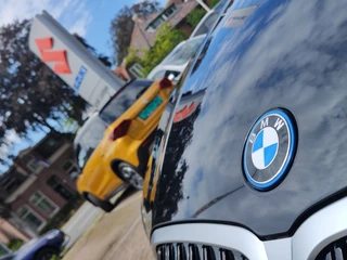 BMW 3 Serie Touring 320e PHEV  Orig NL. | Leder | Park Assist | Carplay/Android / 37
