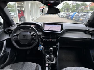 Peugeot 2008 1.2T 100pk Allure | Achteruitrijcamera | Navigatie | Facelift model | Privacy Glass | Lichtmetalen velgen / 8