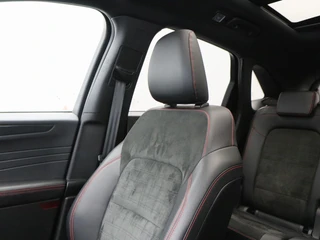 Ford Kuga 2.5 PHEV ST Line 225 Pk Automaat | 360 Camera | Panoramadak | Adaptive Cruise | Virtual Cockpit | Half Leder | 18 Inch / 39