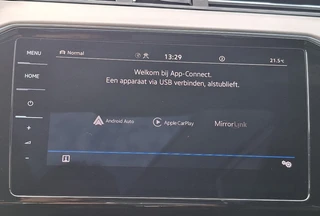 Volkswagen Passat Variant 1.4 TSI PHEV GTE * Panoramadak * Elek. Achterklep * Navigatiesysteem * 18 Inch Velgen * / 37