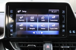 Toyota C-HR 1.8 HYBRID PREMIUM Stoel/stuurverwarming , Afn. Trekhaak / led. / 34