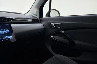 Leapmotor T03 Design 37.3 kWh | Inclusief Overstapweken voordeel | Nieuw | Snel leverbaar | Camera | Panoramadak | Adaptive cruise control | Dodehoek detectie | Lichtmetalen velgen / 25