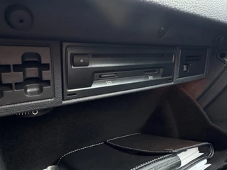Volkswagen Golf TSI * Panoramadak * Camera * Navigatie * Massage Stoel / 31