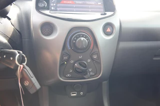 Toyota Aygo 1.0 VVT-i x-play|Camera|Apple carplay/android auto|Airco|Elek. Ramen| / 13