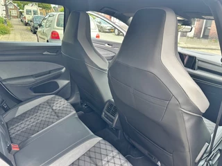Volkswagen Golf 1.5 ETSI 2x R-LINE BNS+ DSG AUTOMAAT / 27