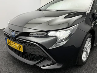 Toyota Corolla Touring Sports 1.8 Hybrid Business | Camera | Carplay&Android | DAB | Led / 10