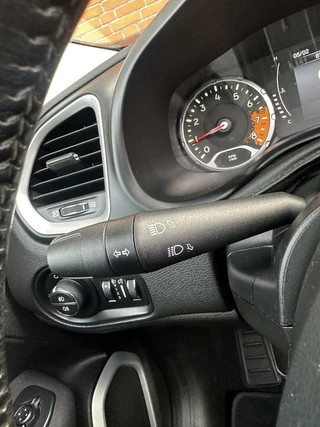 Jeep Renegade 1.4 MultiAir Longitude|SCHUIFDAK|NAVI|CRUISE / 41
