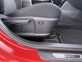 Kia Ceed Sportswagon 1.0 T-GDi GT-Line  - Schuif/kantel dak - Lichtmetalen velgen - Navigatie - Camera - Virena Zekerheidspakket BOVAG Garantie / 42