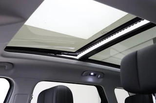Jaecoo 7 1.5 TGDI SHS-P Exclusive | RIJKLAAR INCLUSIEF €2.500,- REGISTRATIEVOORDEEL | Glazen schuif-/ kanteldak | 7 jaar garantie tot 150.000 km | 360 camera | Lederen bekleding | Stoelventilatie & verwarming | Elektrische achterklep | 1500 Kg Trekgewicht / 23