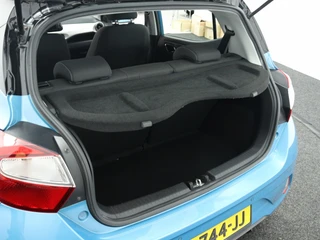 Hyundai i10 1.0 Premium Navigatie | Camera | Climate control / 17