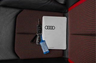 Audi Q2 35 TFSI S Edition  | 2x S-line | NL Auto | Virtual / 37