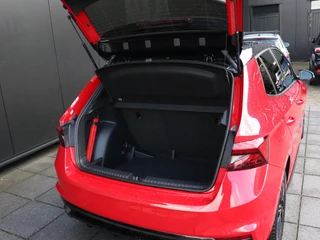 Skoda Fabia 1.0 TSI Monte Carlo | AUT. | SPORTSTOELEN | CAMERA | STOELVERW. | CRUISE | NAVI | APPLE CARPLAY | / 16