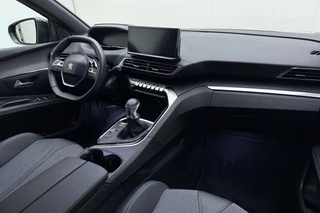 Peugeot 3008 1.2T Allure Pack Business | Navigatie | Achteruitrijcamera | Parkeersensoren | Keyless Entry | LED koplampen | Privacy Glass | Apple Carplay/Android Auto / 16