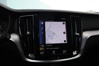 Volvo V60 2.0 B3 Momentum Advantage|Automaat|Trekhaak|Applecarplay/android auto|Camera|Cruise control / 10