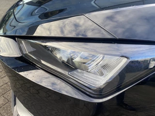 SEAT Leon Sportstourer 1.5 eTSI 150pk DSG-7 FR Business Intense / 2
