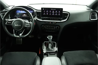 Kia ProCeed 1.5 T-GDi GT-PlusLine  Airco - Apple Carplay/Android Auto - Cruise Control - Dodehoekdetectie -  Navigatie - Stuur/Stoel Verwarming - Fabrieksgarantie tot 06-2031 / 32