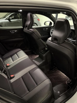 Volvo V60 2.0 T6 Recharge AWD R-Design Pano Leer Camera NAP / 39