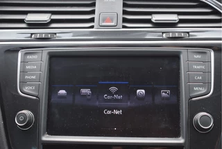 Volkswagen Tiguan 1.4 TSI ACT 150 pk Connected Series  NL-Auto | DAB | Elekt.trekhaak | Carplay | Cruise Control | Climate Control | NAP / 44