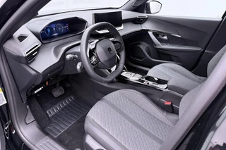 Peugeot 2008 1.2 Hybrid 145 Allure 2+6 Jaar Garantie / 7