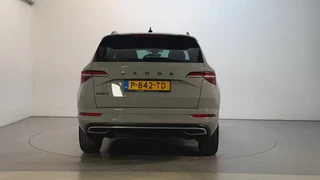 Skoda Karoq 1.5 TSI 150pk ACT Sportline Business Camera Stoelverwarming Sfeerverlichting / 15