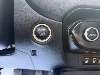 Toyota Aygo X 1.0 VVT-i MT Envy CABRIO KEYLESS PARK-SENSOREN STOELVERWARMING APPLE/ANDROID LM-VELGEN 18" / 15