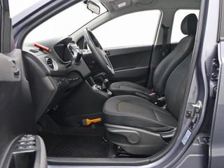 Hyundai i10 1.0i Comfort Bluetooth | All-seasons | Cruise control / 14