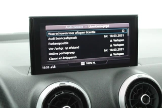 Audi Q2 35 TFSI 150pk S Edition Panoramadak Keyless Virtual Cockpit LED Koplampen S-Line / 29