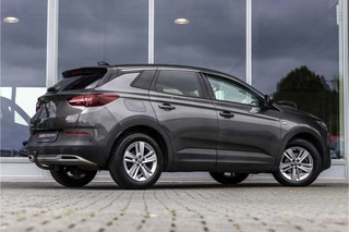 Opel Grandland X 1.2 Turbo Business Executive  | Trekhaak | Carplay | LED / 2