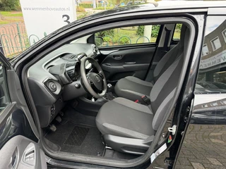 Toyota Aygo 1.0 VVT-i x-clusiv / 13
