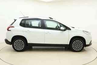 Peugeot 2008 1.2 PureTech Blue Lion 110pk | Navigatie | Panoramadak | Airco | Cruise Control | Parkeersensoren Achter | Bluetooth | Mistlampen / 10