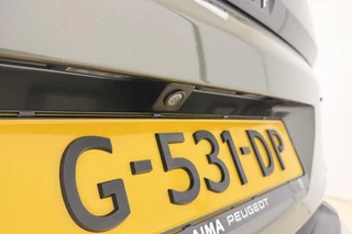 Peugeot 3008 1.2T GT Line 130pk | Navigatie | Achteruitrijcamera | Climate Control | LED koplampen | Handsfree kofferklep | Keyless Entry & Start | Apple Carplay & Android Auto | 19'' Lichtmetalen velgen | 1.400kg trekgewicht | 1e eigenaar / 8