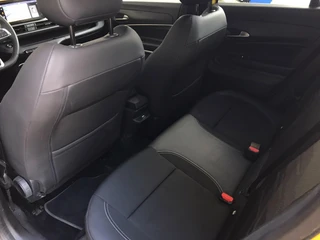 Jeep Avenger 1.2 e-Hybrid Summit Navi | Camera | Elec A klep. / 11