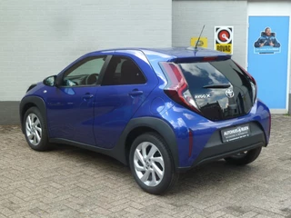 Toyota Aygo X 1.0 VVT-i MT Active Adapt.Cruise|Camera|Climate-Control|Apple-Carplay/Android-Auto|Stoelverwarming / 16