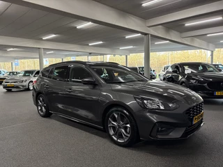 Ford Focus Wagon 1.0 EcoBoost Hybrid ST Line Business/ Nederlandse auto/ Eerste eigenaar/ Achteruitrijcamera/ Parkeersensoren / 7