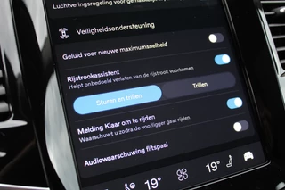 Volvo XC90 2.0 T8 Recharge AWD Plus Bright  | Luchtvering | 22" | Panoramadak | Leder | BLIS / 34
