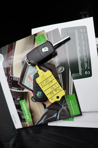 Škoda Yeti 1.2 TSI Sprint Cruise Control, Airco, Trekhaak, Prijs Is Rijklaar Inclusief 6 Maanden Garantie / 16