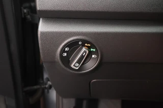 Volkswagen T-Roc 1.5 TSI 150pk DSG Sport Trekhaak Virtual cockpit Adaptive cruise Stoelverwaming PDC / 15