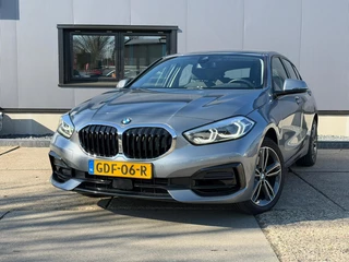 BMW 1-serie 116i / camera / carplay / navigatie skyscraper
