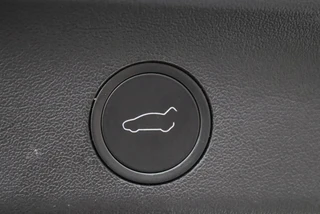 Tesla Model Y Long Range AWD 75kWh Full Self Driving 92% SOH l Warmtepomp l Trekhaak / 13