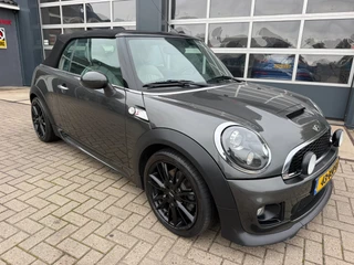 MINI Cooper S Cabrio 1.6 Chili Works / Harman & Kardon / Leder / Cruise / NL met NAP ! / 7
